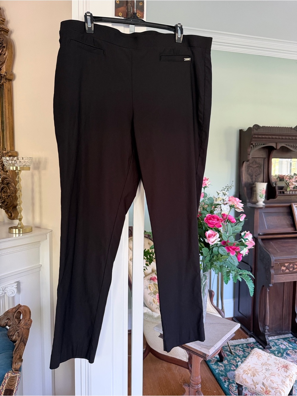 Black stretch ankle pants by Jones of New York, size XL